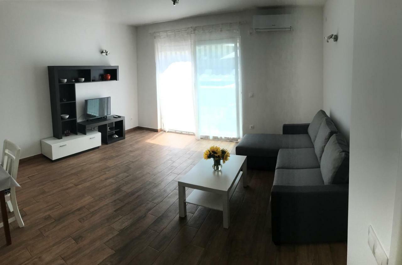 Apartments Kuk Шіло Екстер'єр фото