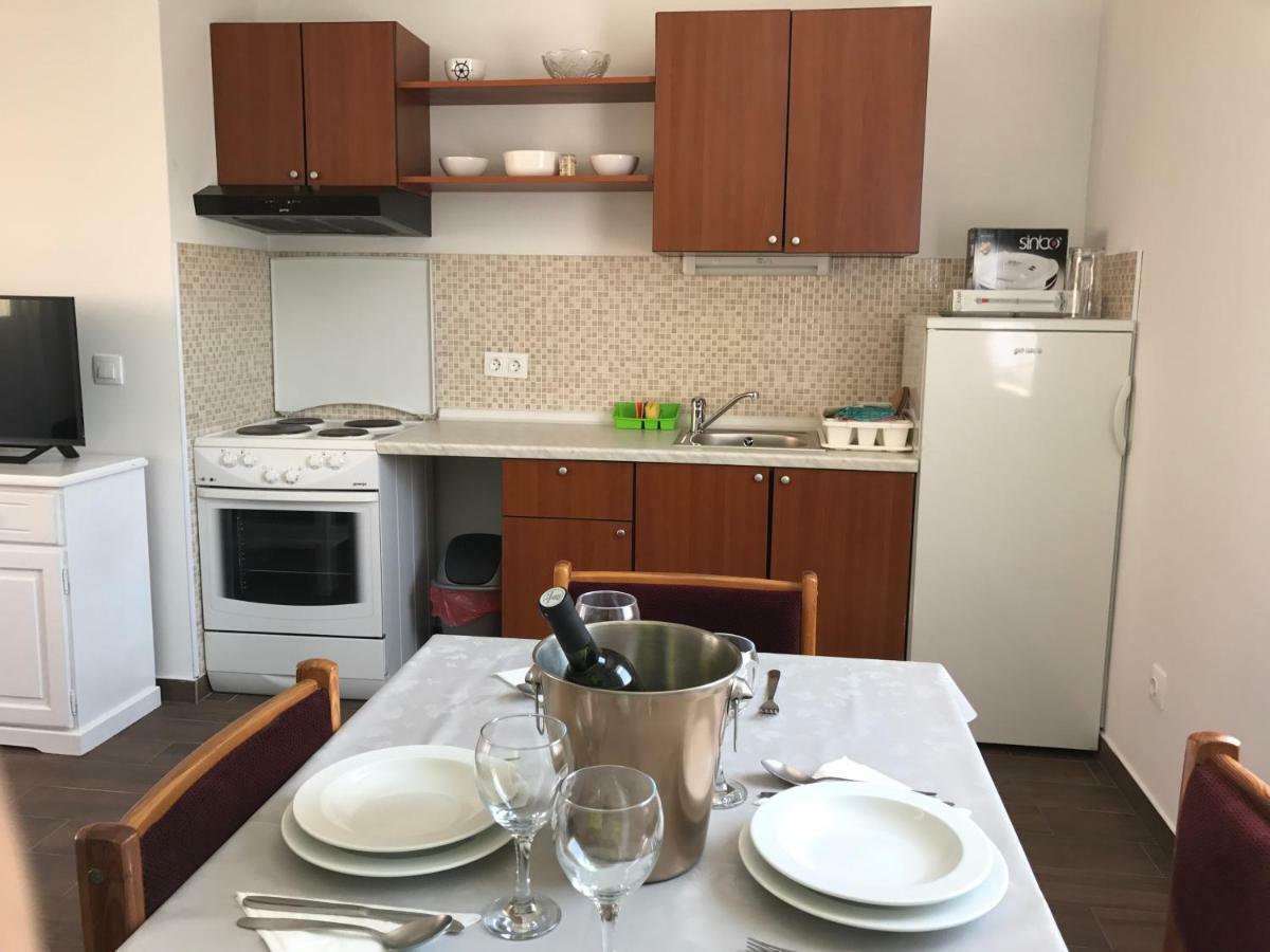 Apartments Kuk Шіло Екстер'єр фото